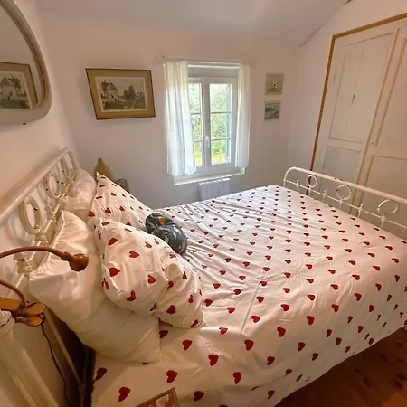 Holiday home Maison Entre Ocean Et Campagne Avec Jacuzzi Saint-Vivien-de-Medoc